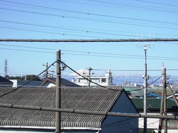 [2008.03.06] 我が家からの富士山.jpg